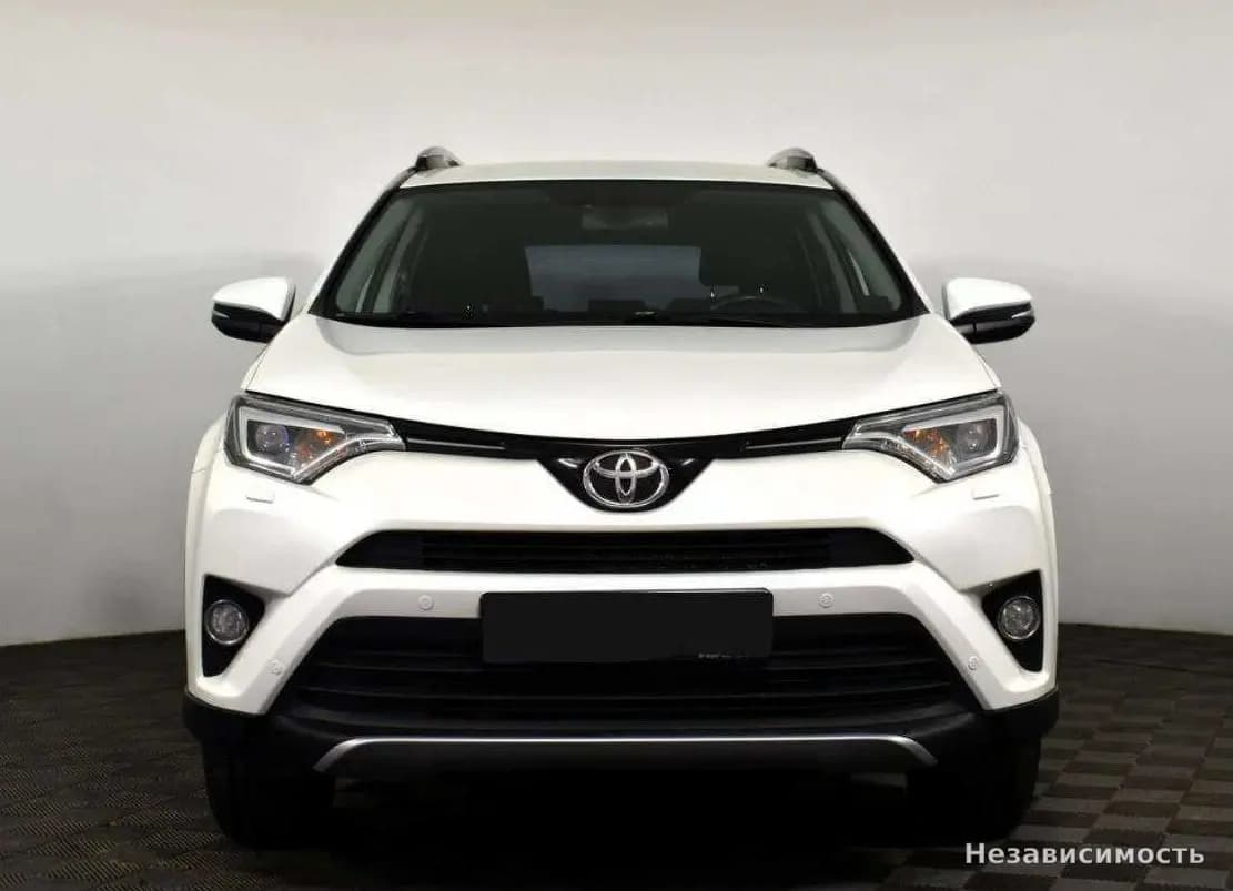 Toyota RAV4 VI (XA60) 2019 с пробегом — фото 2