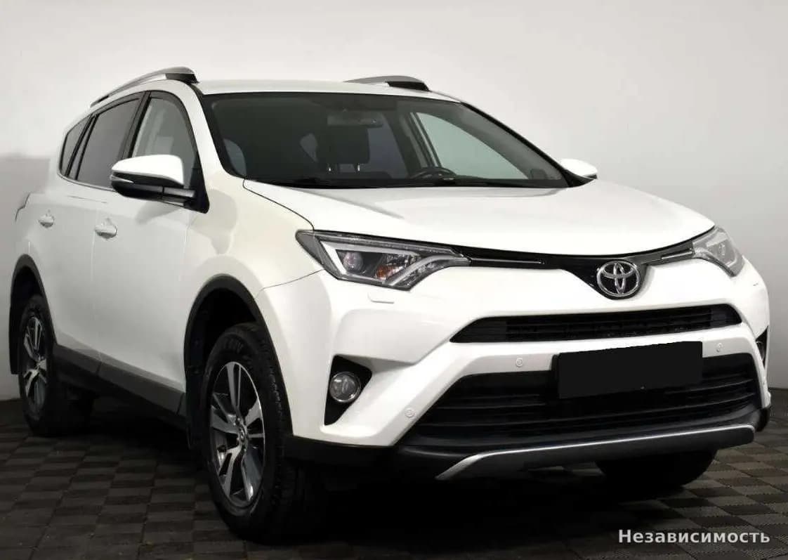 Toyota RAV4 VI (XA60) 2019 с пробегом — фото 3