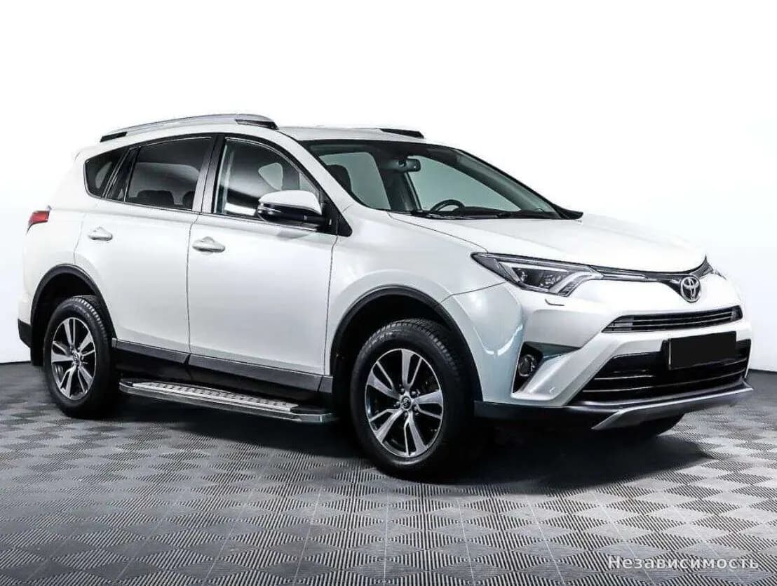 Toyota RAV4 VI (XA60) 2018 с пробегом — фото 3