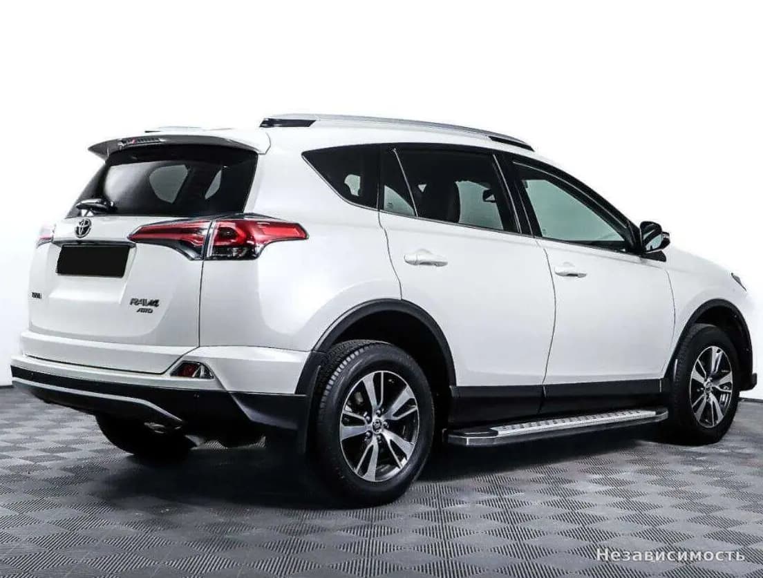 Toyota RAV4 VI (XA60) 2018 с пробегом — фото 5