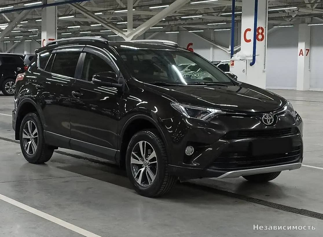 Toyota RAV4 VI (XA60) 2016 с пробегом — фото 3