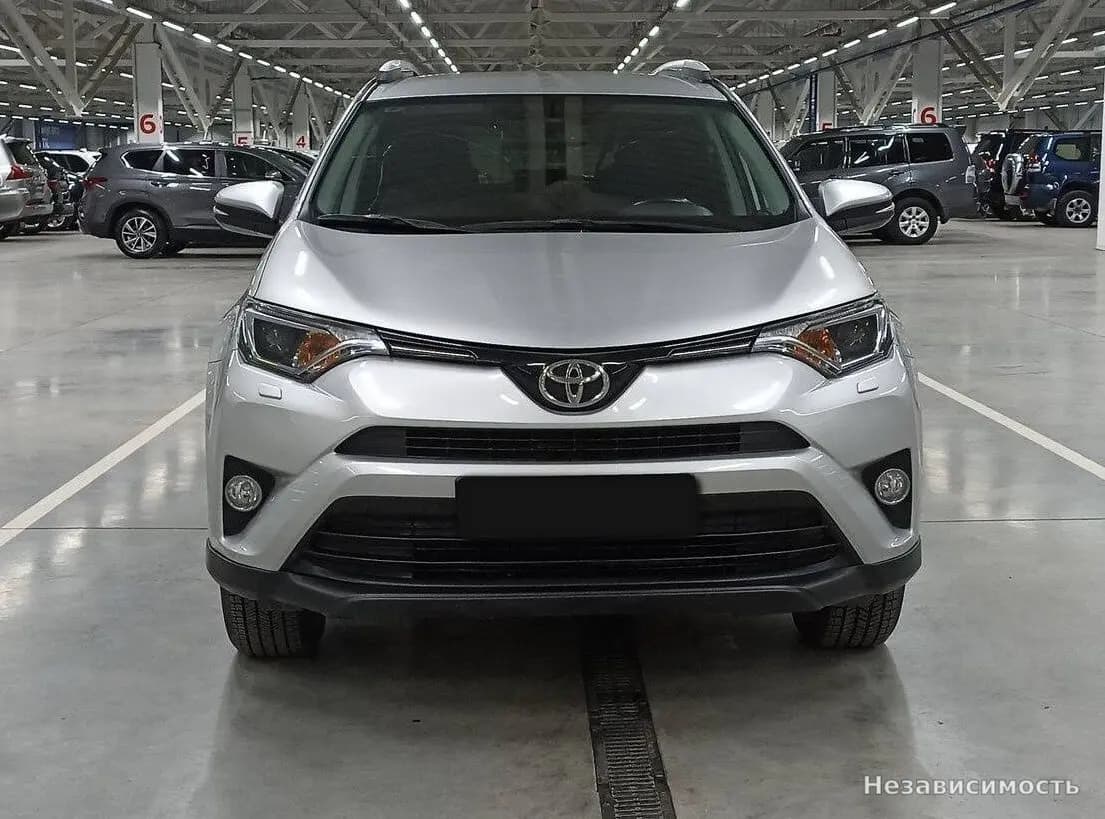 Toyota RAV4 VI (XA60) 2019 с пробегом — фото 2