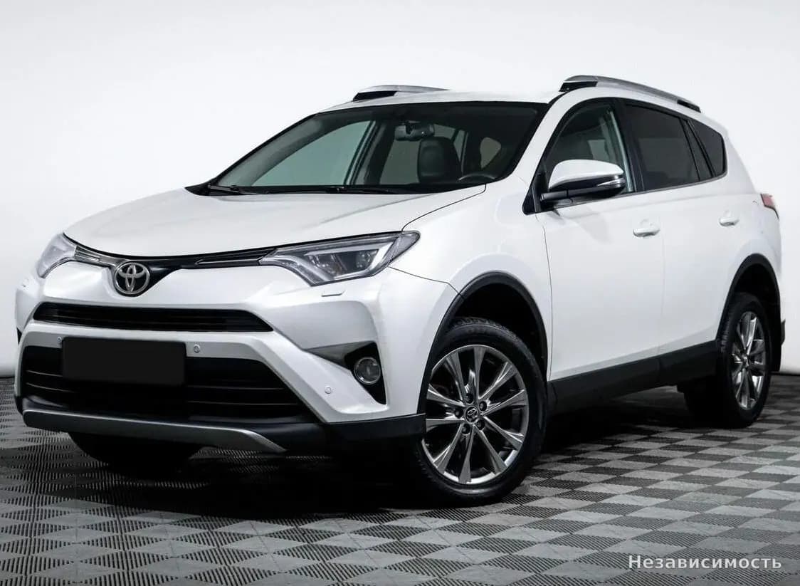 Toyota RAV4 VI (XA60), 2018 с пробегом