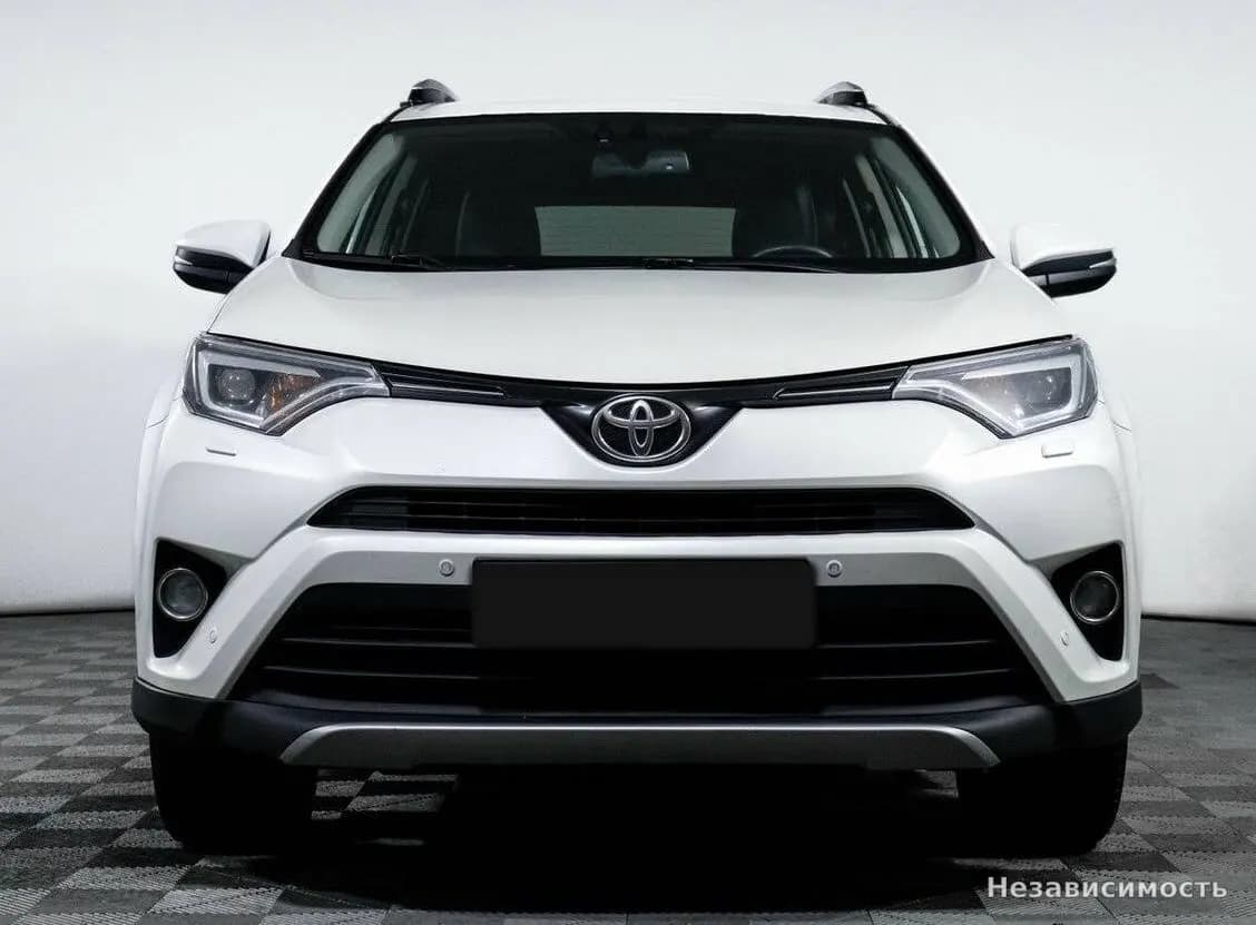 Toyota RAV4 VI (XA60) 2018 с пробегом — фото 2