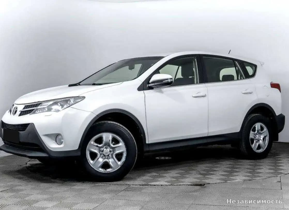 Toyota RAV4 VI (XA60), 2015 с пробегом