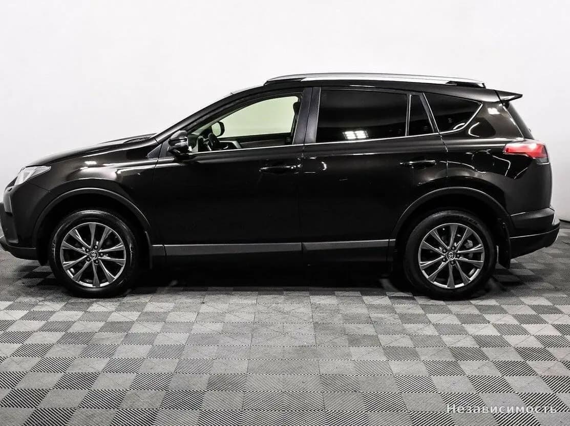 Toyota RAV4 VI (XA60) 2015 с пробегом — фото 8