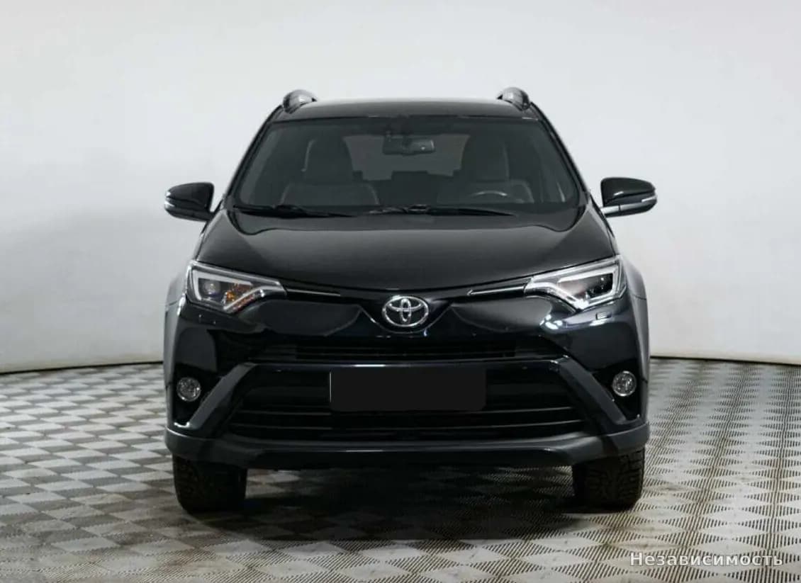 Toyota RAV4 VI (XA60) 2018 с пробегом — фото 2