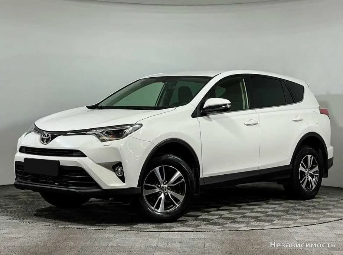 Toyota RAV4 VI (XA60), 2016 с пробегом