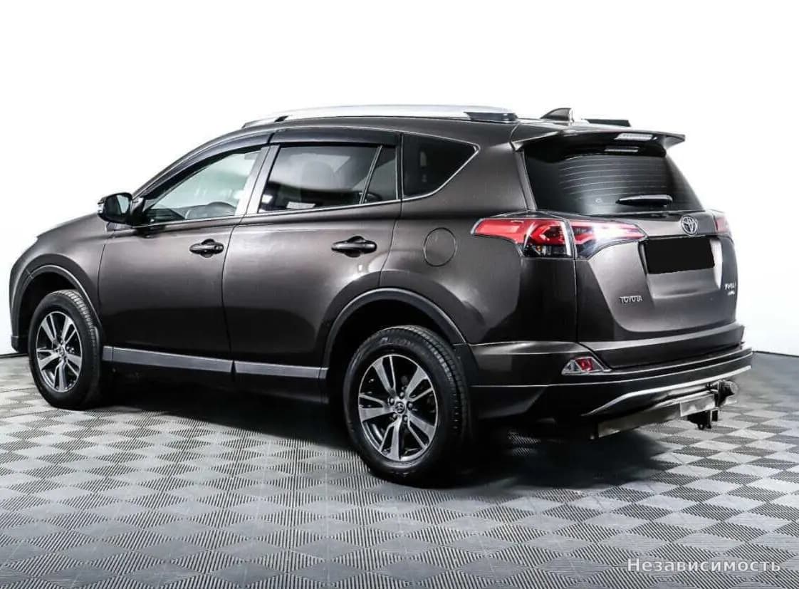 Toyota RAV4 VI (XA60) 2019 с пробегом — фото 7