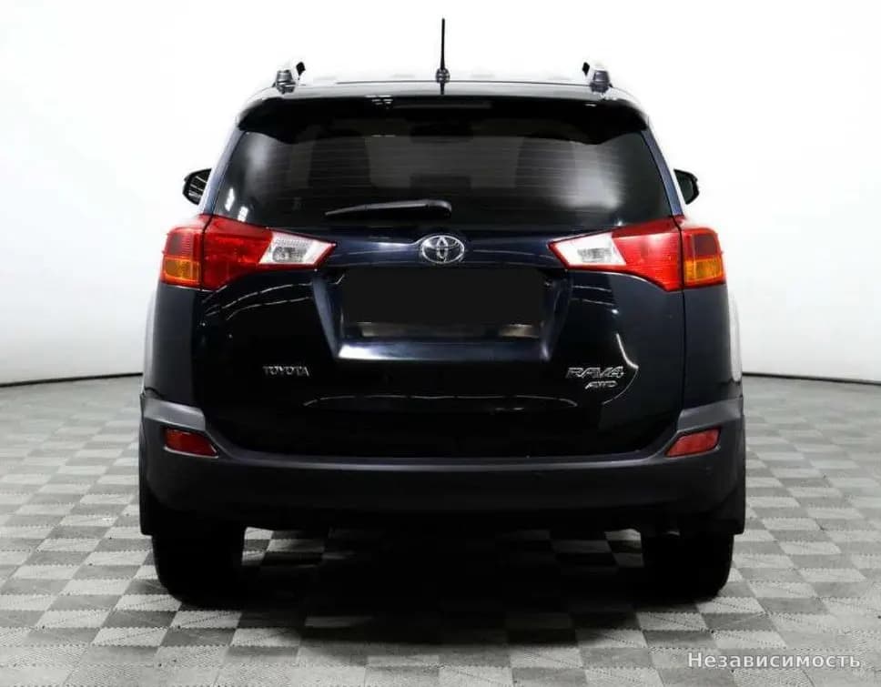 Toyota RAV4 VI (XA60) 2015 с пробегом — фото 6