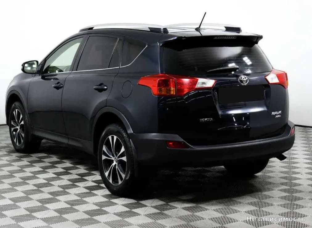 Toyota RAV4 VI (XA60) 2015 с пробегом — фото 7