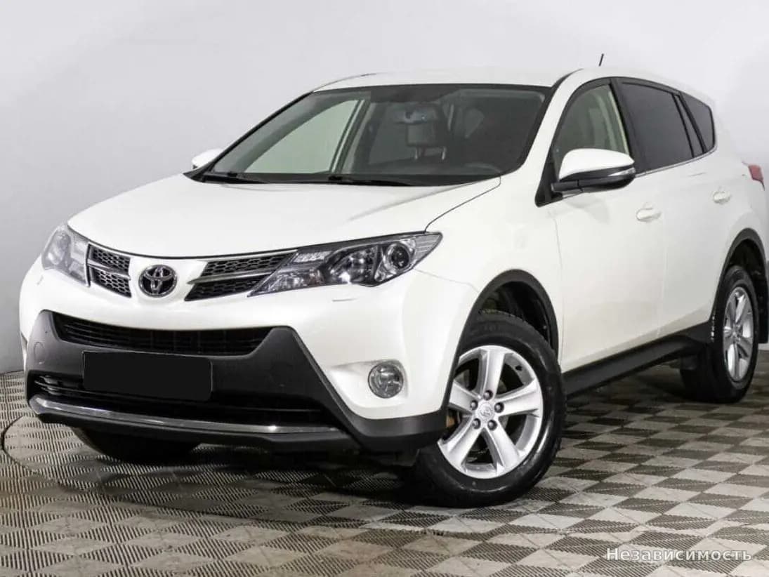 Toyota RAV4 VI (XA60), 2013 с пробегом