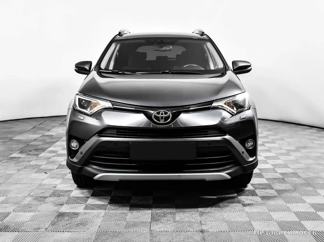 Toyota RAV4 VI (XA60) 2016 с пробегом — фото 2