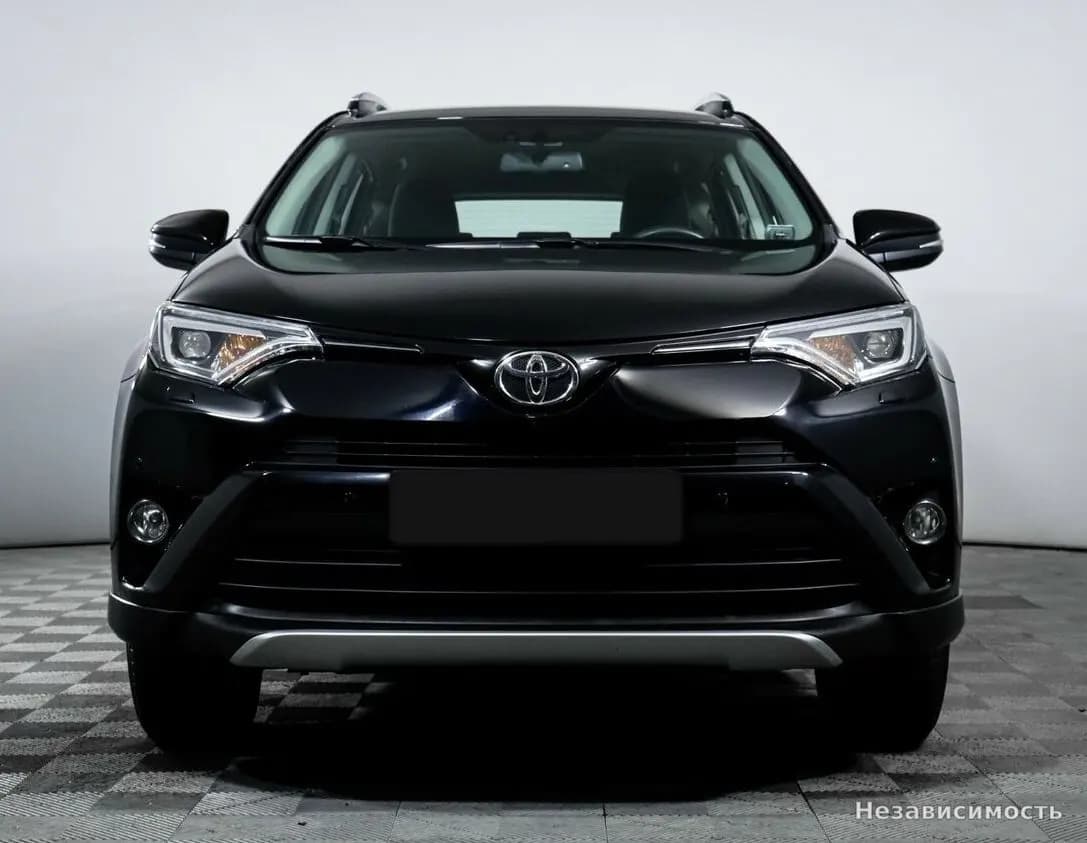 Toyota RAV4 VI (XA60) 2018 с пробегом — фото 2