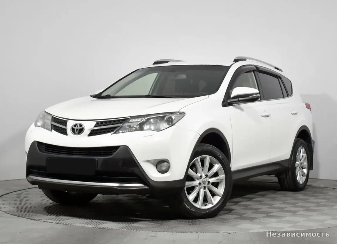 Toyota RAV4 VI (XA60), 2015 с пробегом