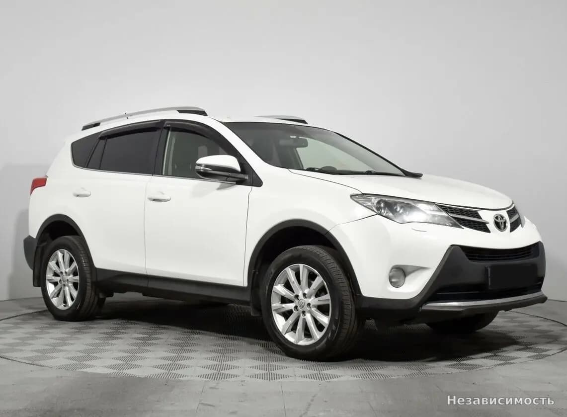 Toyota RAV4 VI (XA60) 2015 с пробегом — фото 3