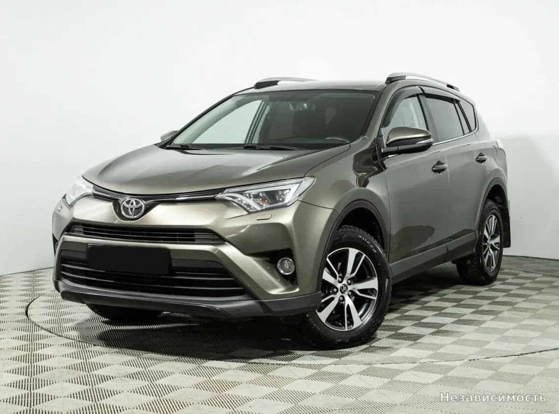 Toyota RAV4 VI (XA60), 2018 с пробегом