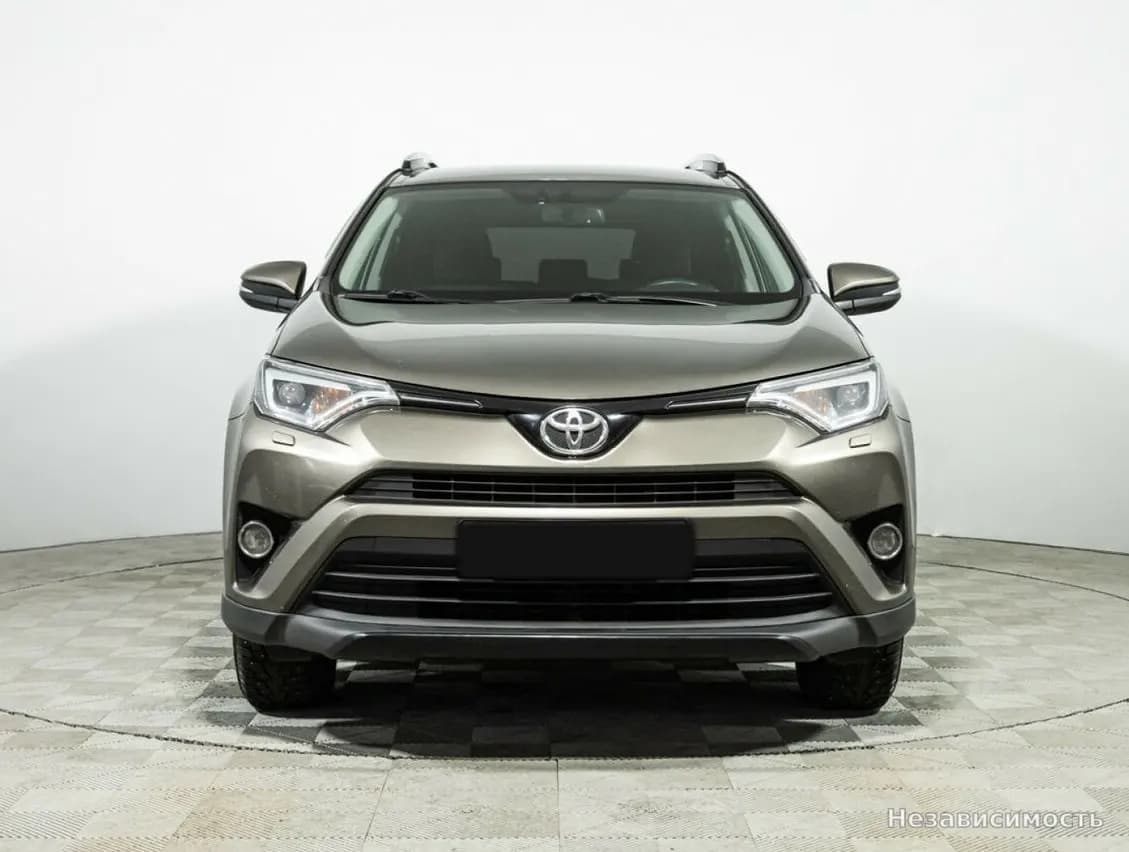 Toyota RAV4 VI (XA60) 2018 с пробегом — фото 2