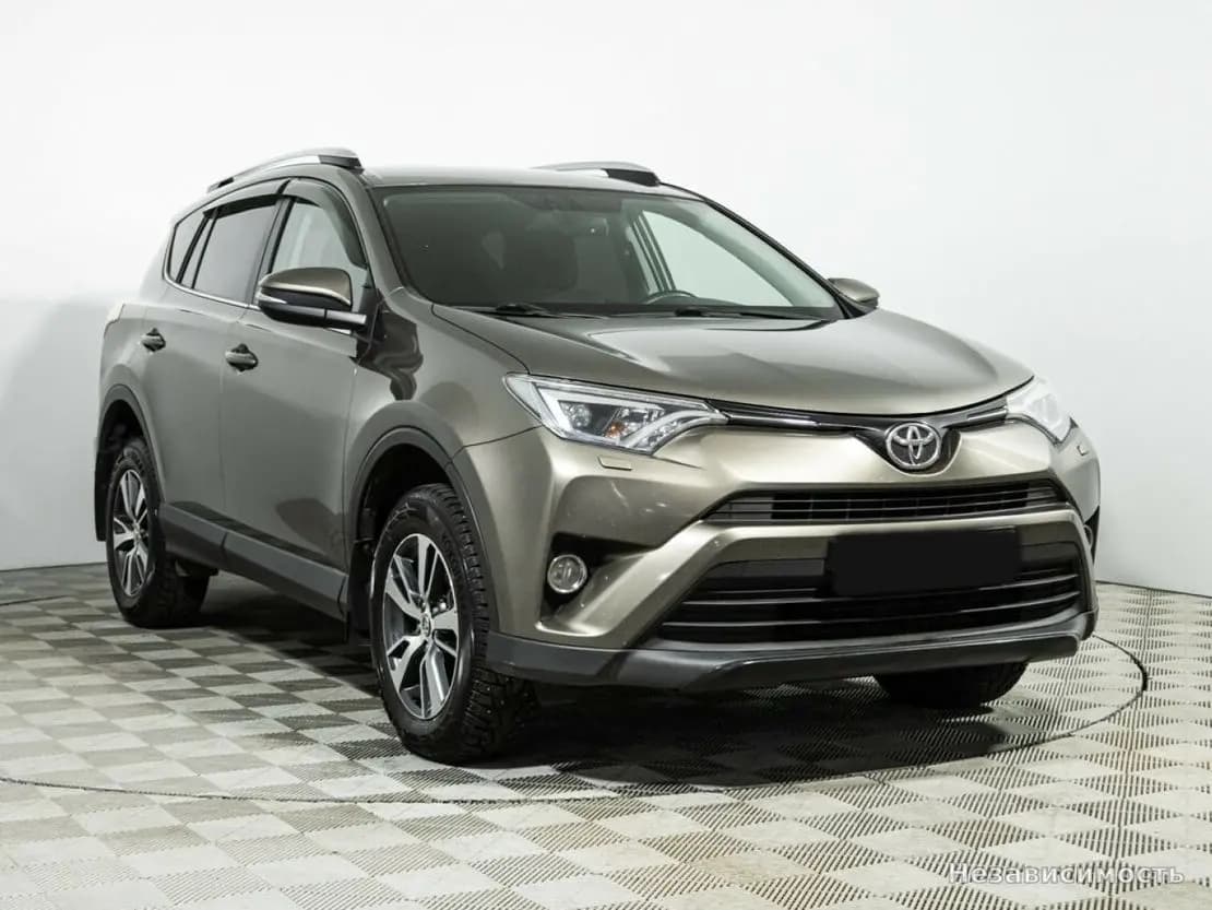 Toyota RAV4 VI (XA60) 2018 с пробегом — фото 3