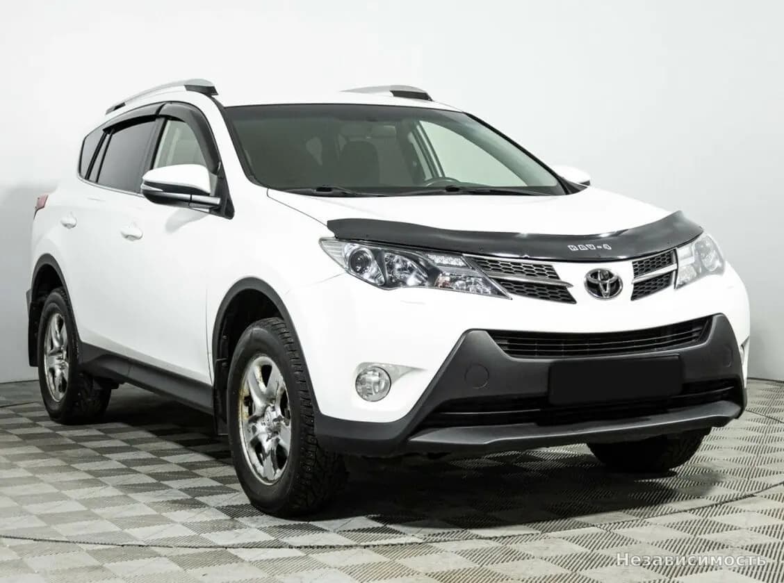 Toyota RAV4 VI (XA60) 2014 с пробегом — фото 3