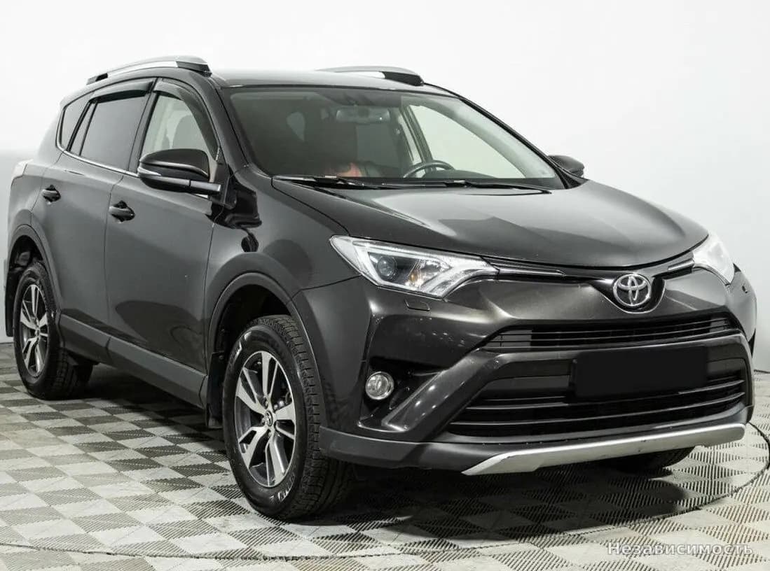 Toyota RAV4 VI (XA60) 2016 с пробегом — фото 3