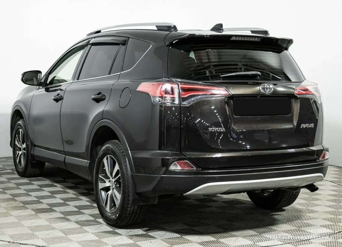 Toyota RAV4 VI (XA60) 2016 с пробегом — фото 7