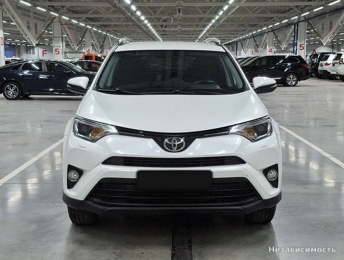 Toyota RAV4 VI (XA60) 2016 с пробегом — фото 2