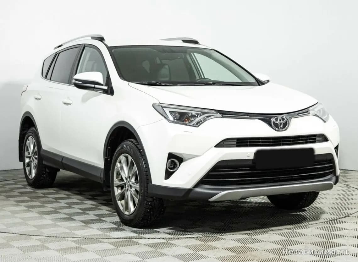 Toyota RAV4 VI (XA60) 2017 с пробегом — фото 3