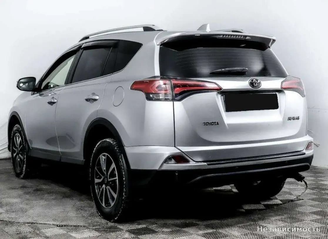 Toyota RAV4 VI (XA60) 2016 с пробегом — фото 6