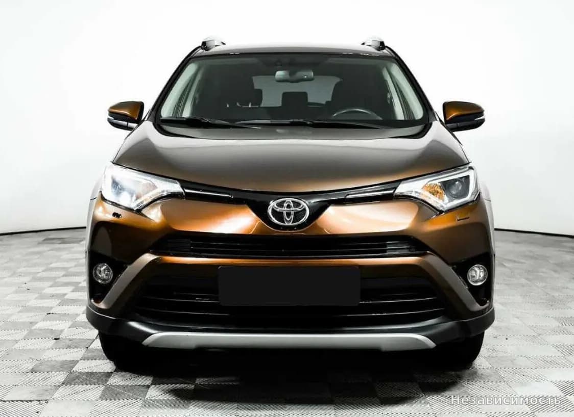 Toyota RAV4 VI (XA60) 2017 с пробегом — фото 2