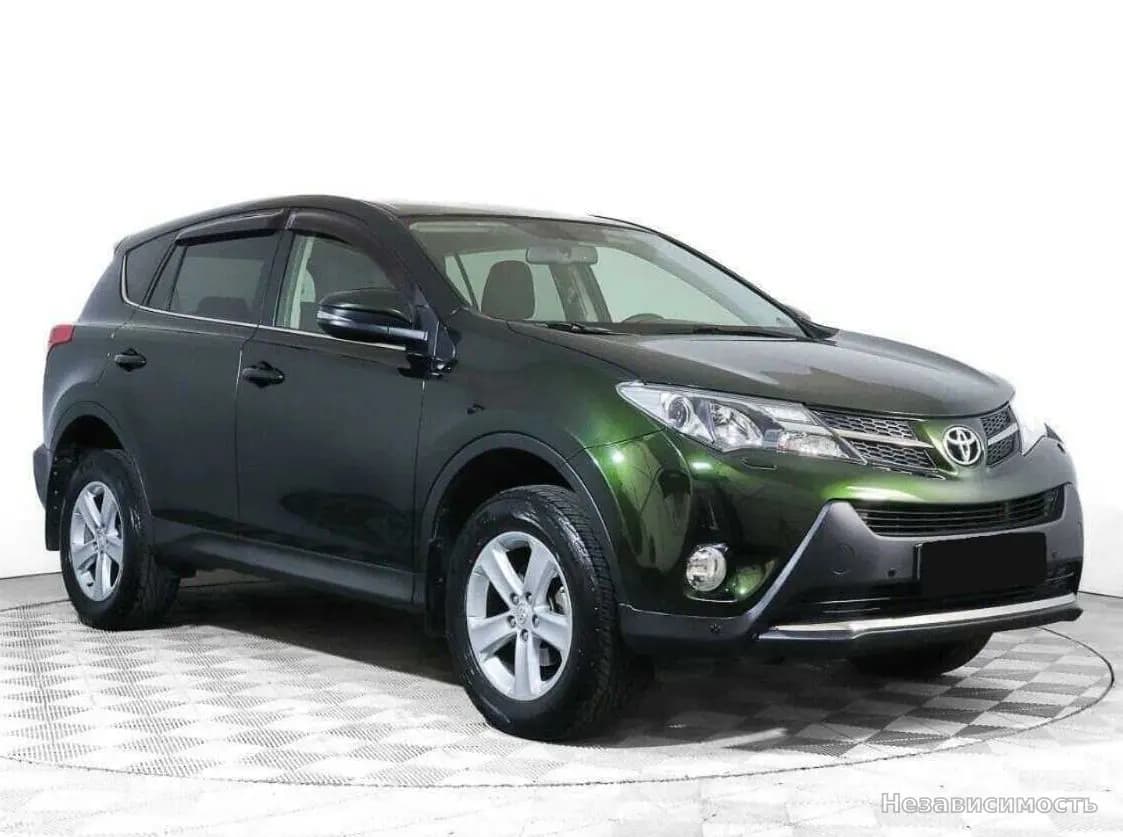 Toyota RAV4 VI (XA60) 2012 с пробегом — фото 3