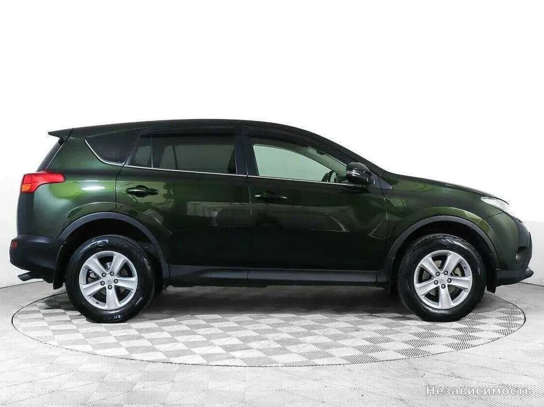 Toyota RAV4 VI (XA60) 2012 с пробегом — фото 4
