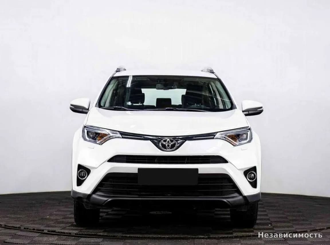 Toyota RAV4 VI (XA60) 2019 с пробегом — фото 2