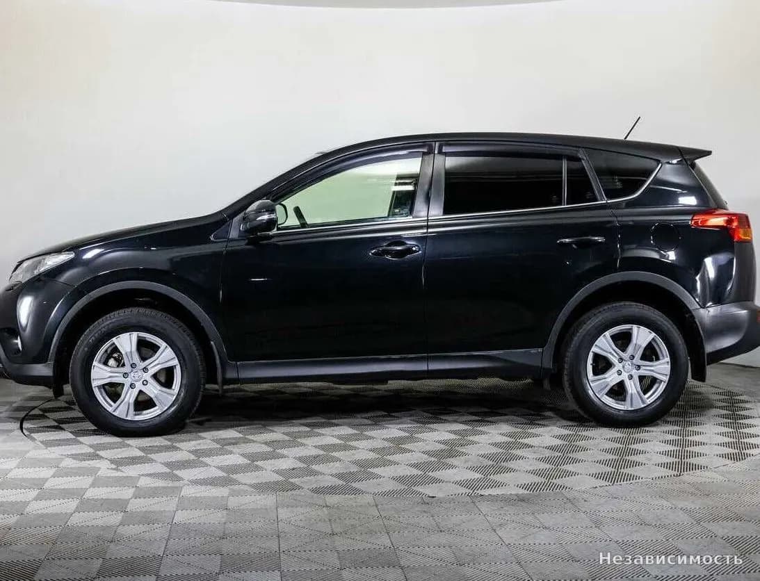 Toyota RAV4 VI (XA60) 2013 с пробегом — фото 8