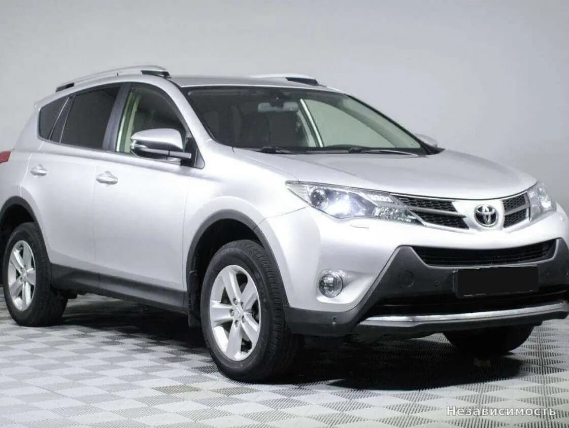 Toyota RAV4 VI (XA60) 2014 с пробегом — фото 3