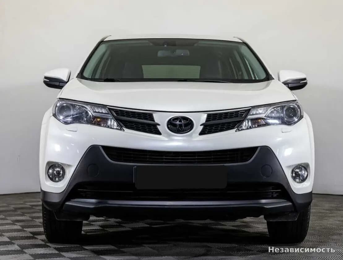 Toyota RAV4 VI (XA60), 2012 с пробегом