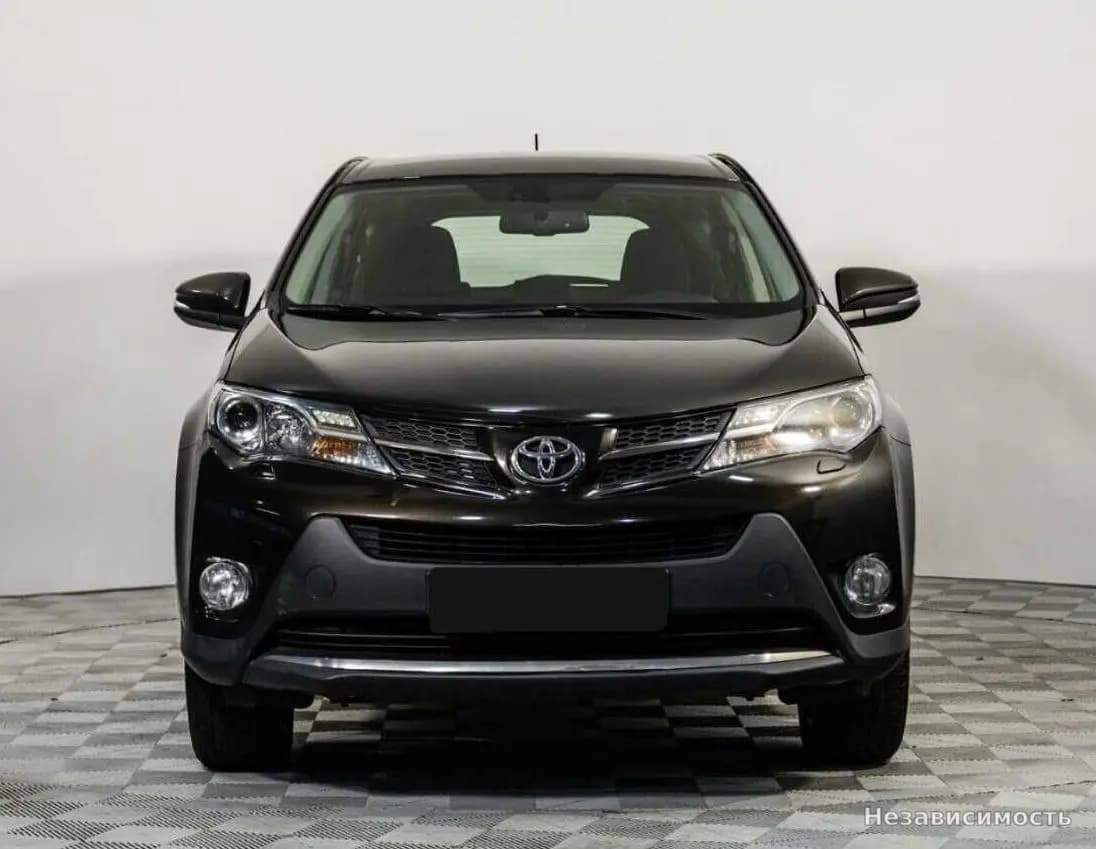Toyota RAV4 VI (XA60), 2014 с пробегом