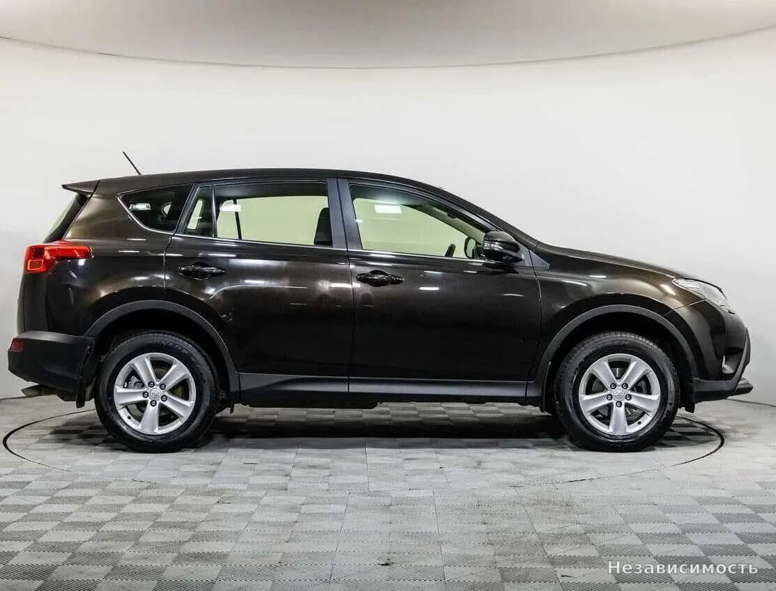 Toyota RAV4 VI (XA60) 2014 с пробегом — фото 3