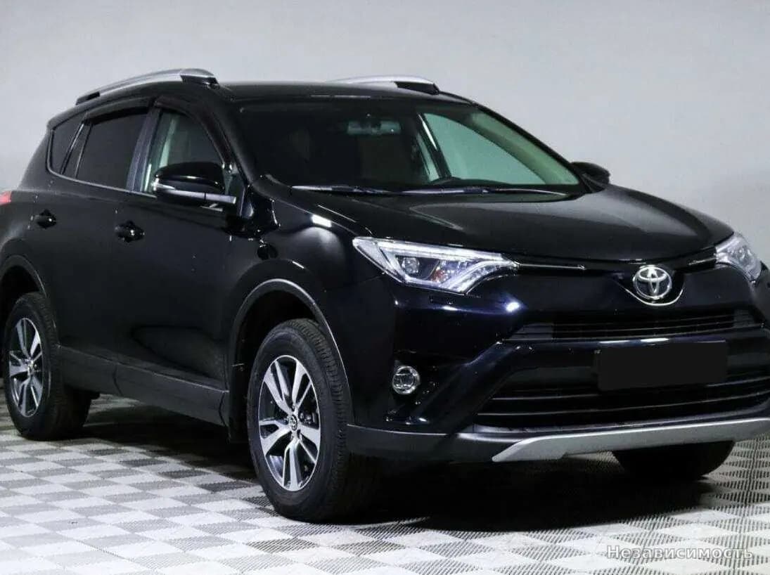 Toyota RAV4 VI (XA60) 2017 с пробегом — фото 3