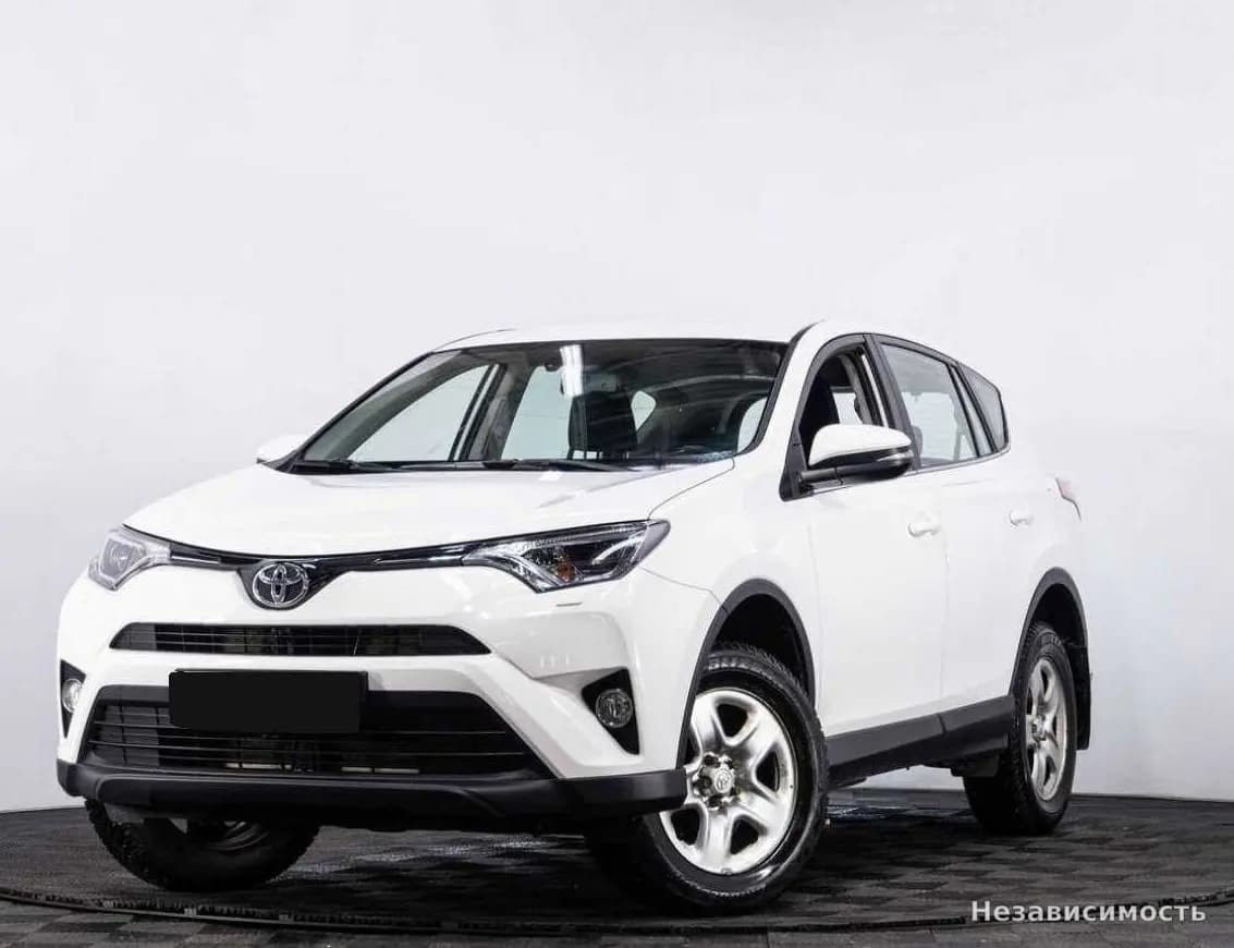 Toyota RAV4 VI (XA60), 2018 с пробегом