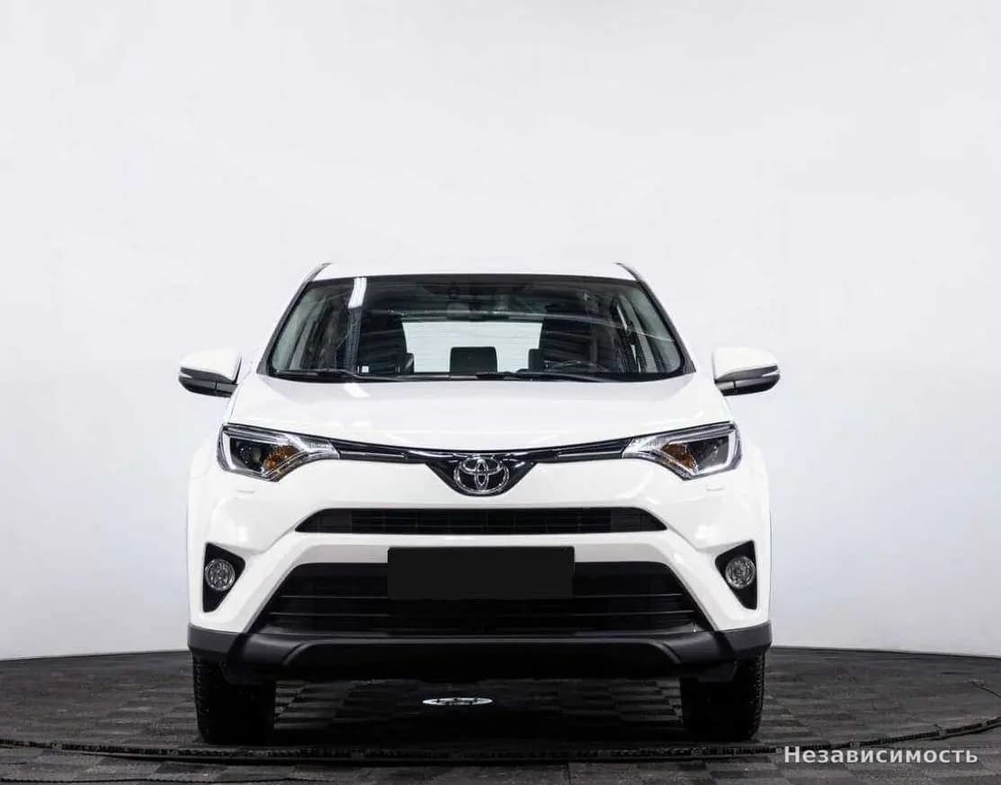 Toyota RAV4 VI (XA60) 2018 с пробегом — фото 2