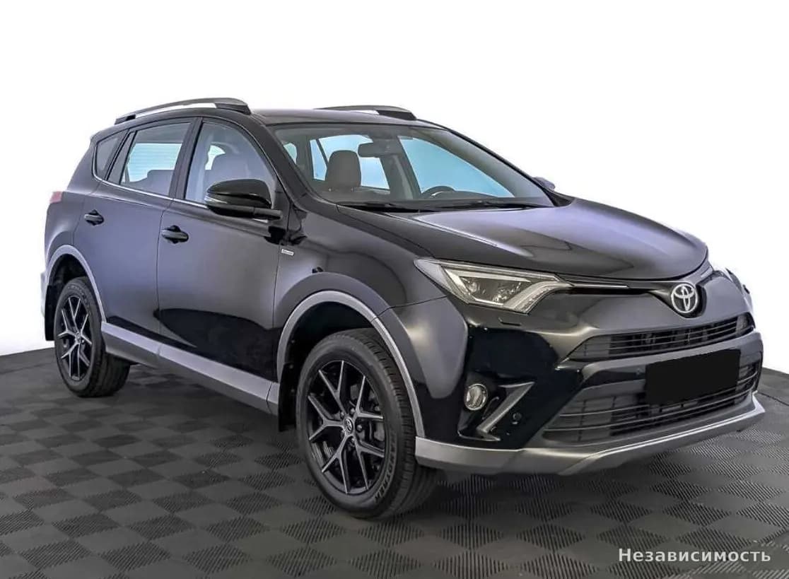 Toyota RAV4 VI (XA60) 2017 с пробегом — фото 3