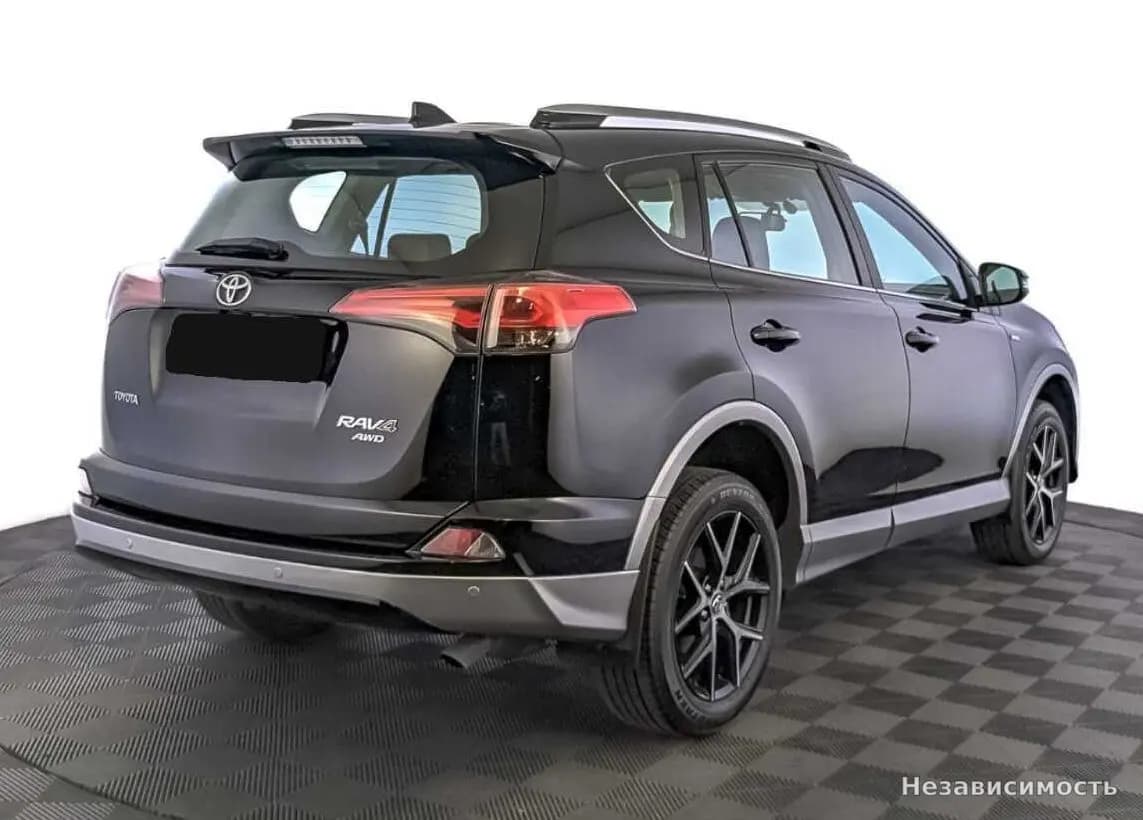 Toyota RAV4 VI (XA60) 2017 с пробегом — фото 5