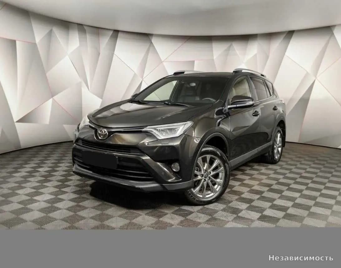 Toyota RAV4 VI (XA60), 2016 с пробегом