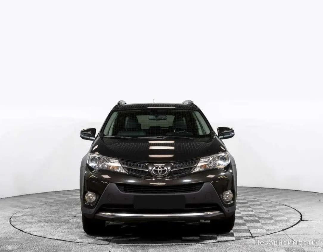 Toyota RAV4 VI (XA60), 2015 с пробегом