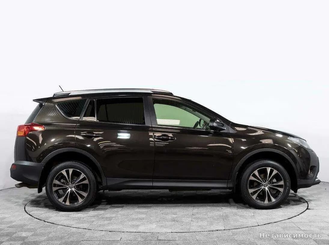 Toyota RAV4 VI (XA60) 2015 с пробегом — фото 3