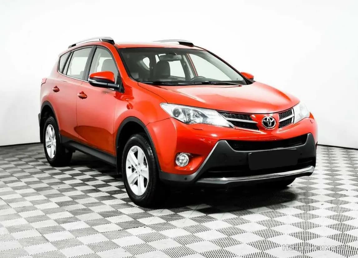 Toyota RAV4 VI (XA60) 2014 с пробегом — фото 3