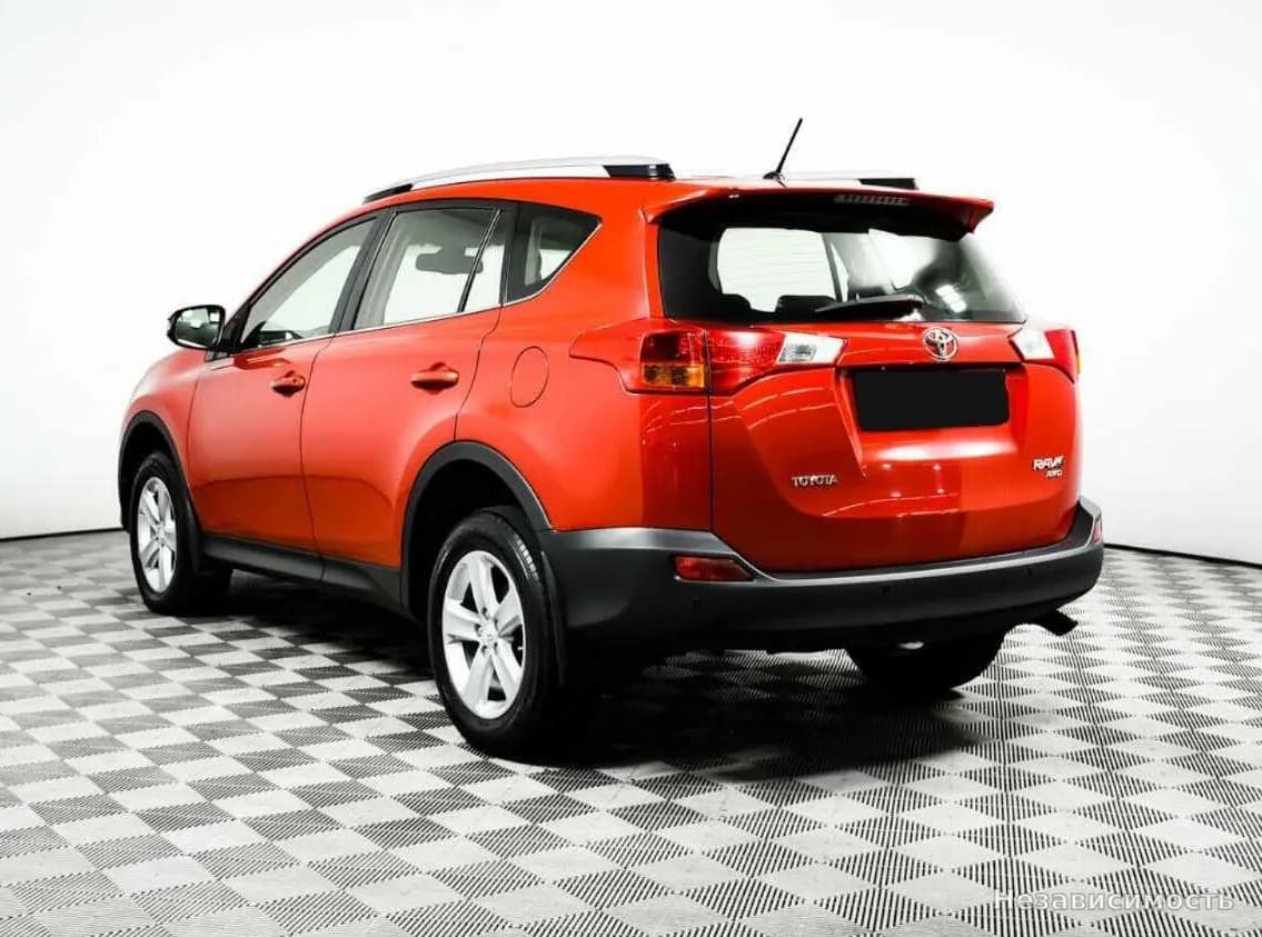 Toyota RAV4 VI (XA60) 2014 с пробегом — фото 7