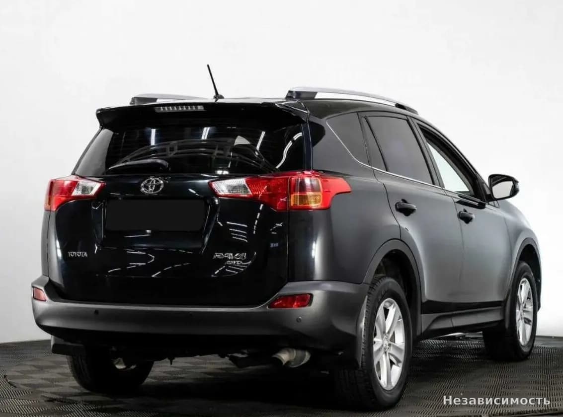 Toyota RAV4 VI (XA60) 2013 с пробегом — фото 4