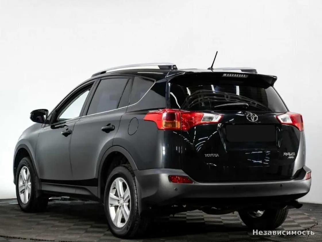 Toyota RAV4 VI (XA60) 2013 с пробегом — фото 6